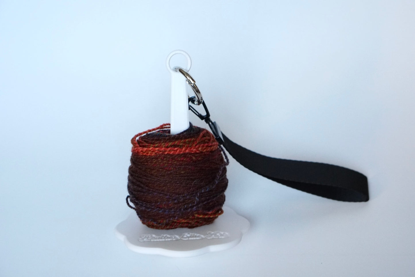 Yarn holder / wristlet