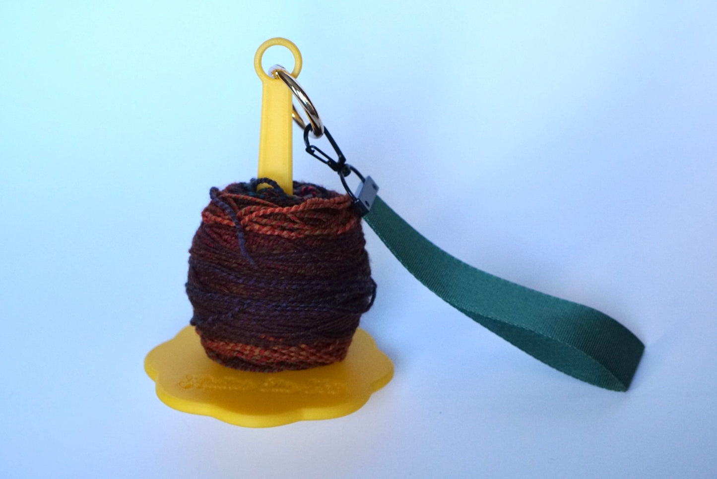 Yarn holder / wristlet