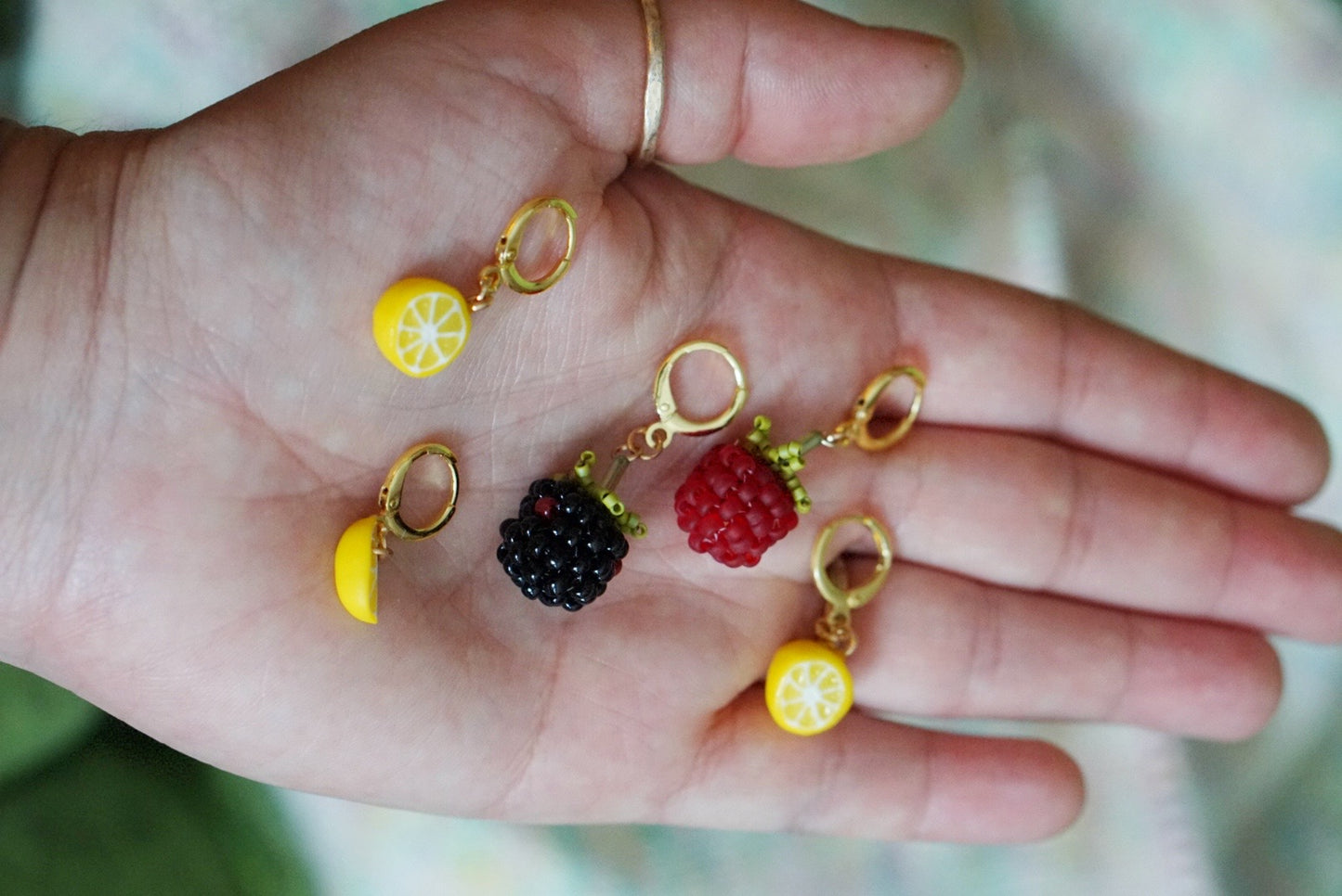 Beaded berry stitch markers