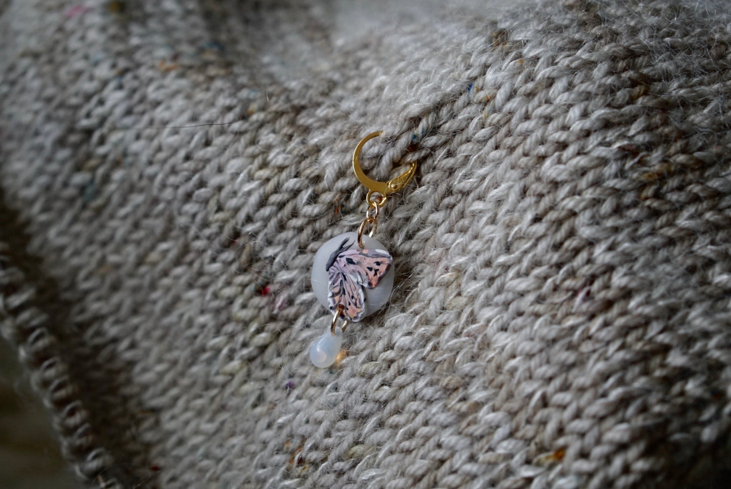 Butterfly stitch marker