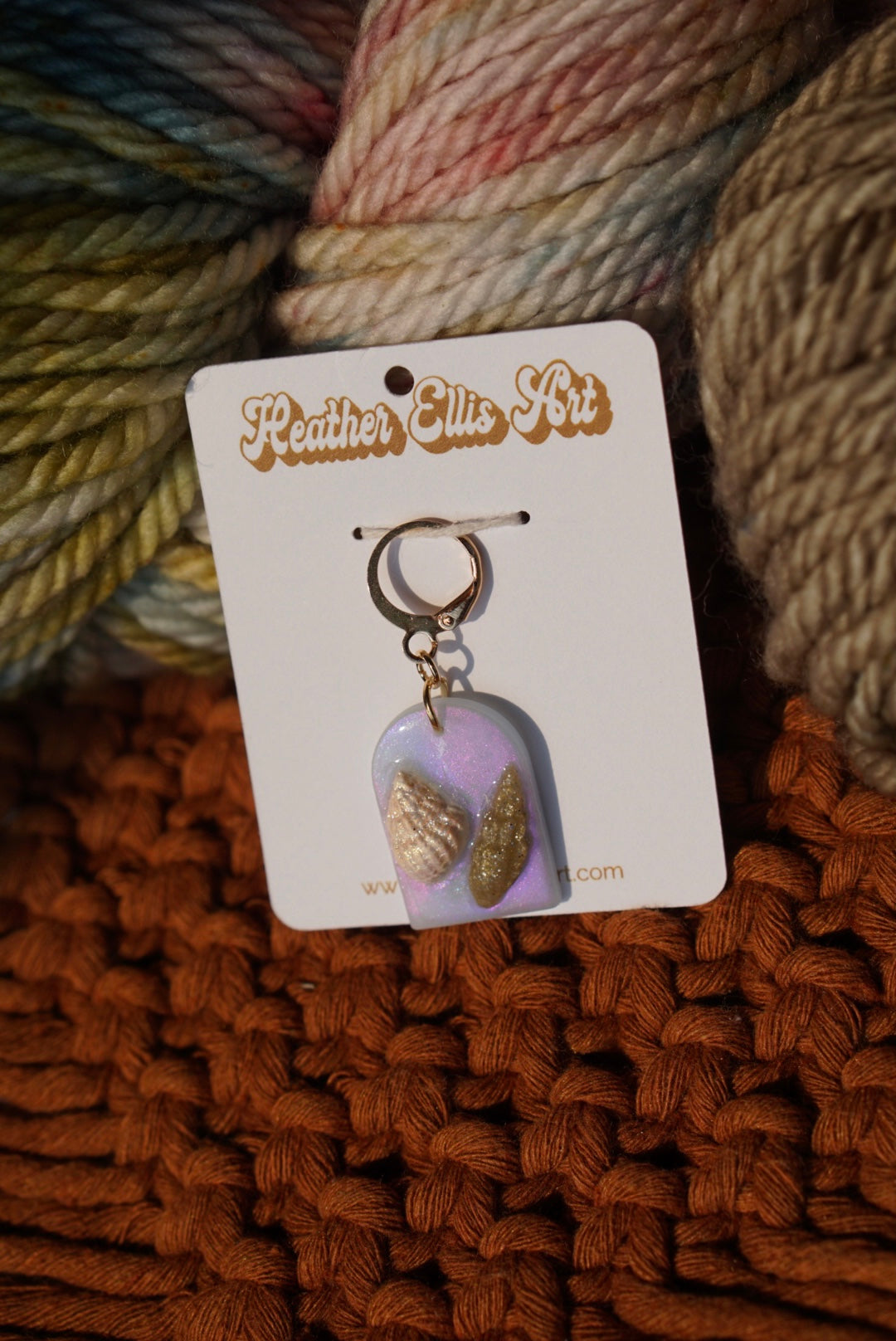 Clay shell stitch marker
