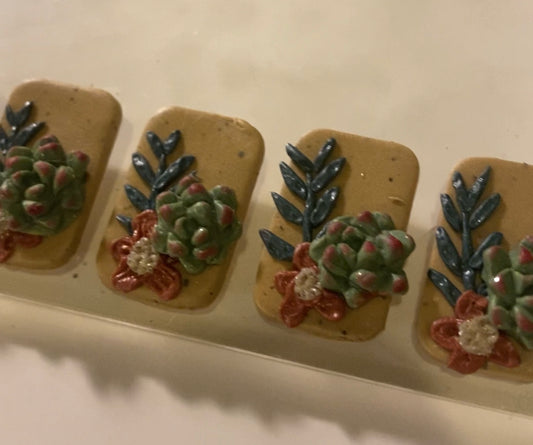 Succulent stitch marker