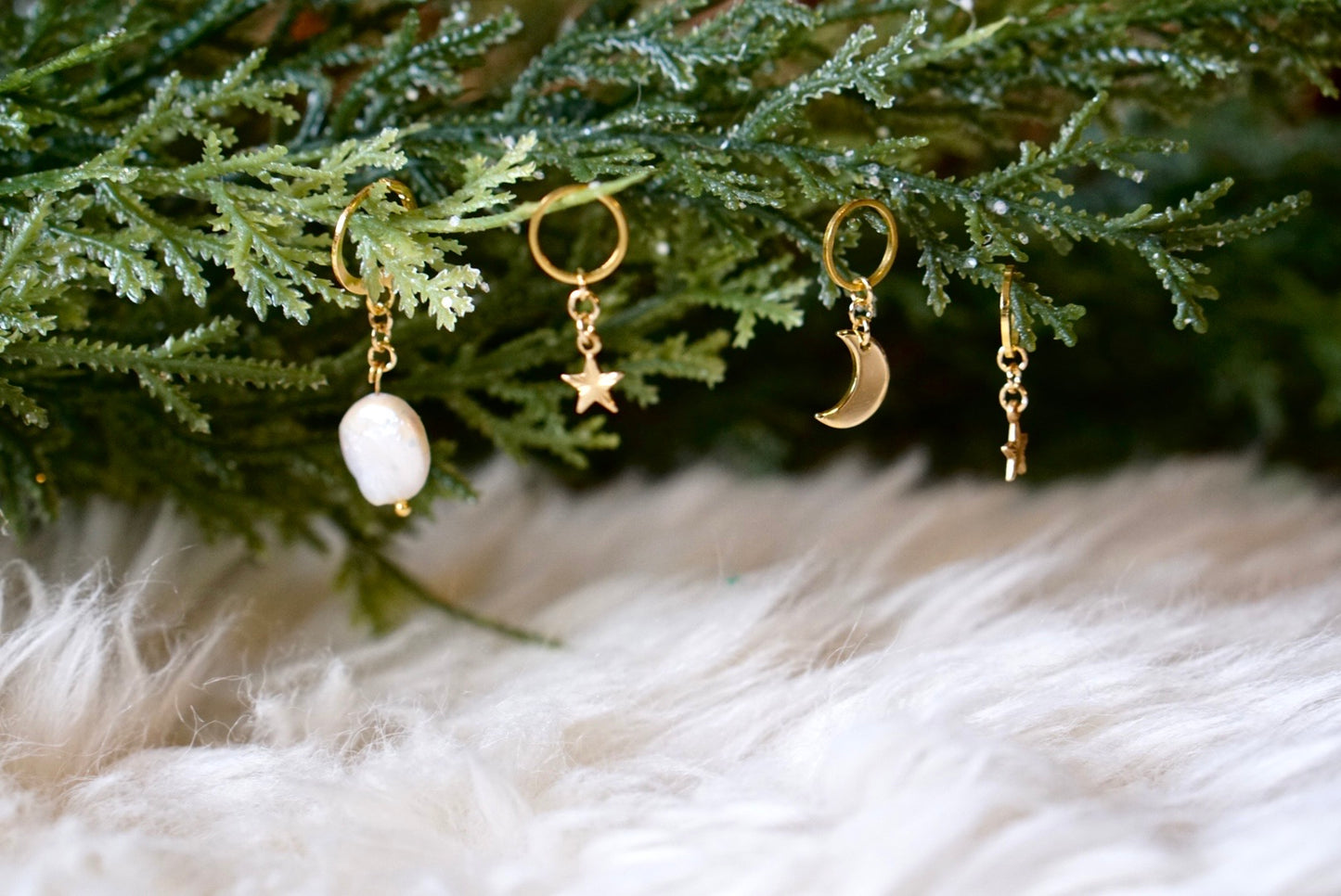 Pearl, Moon & stars Stitch Marker set