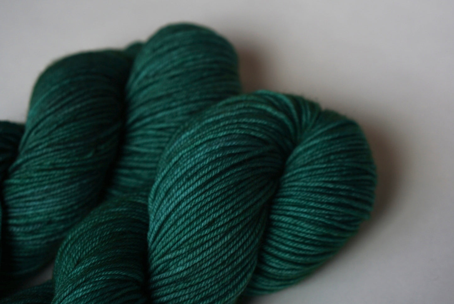 Ready to ship // Emerald //