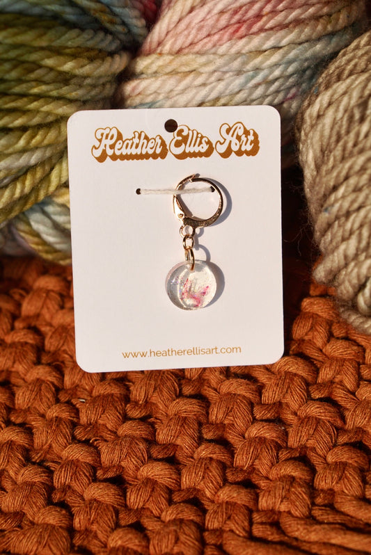 Butterfly stitch marker