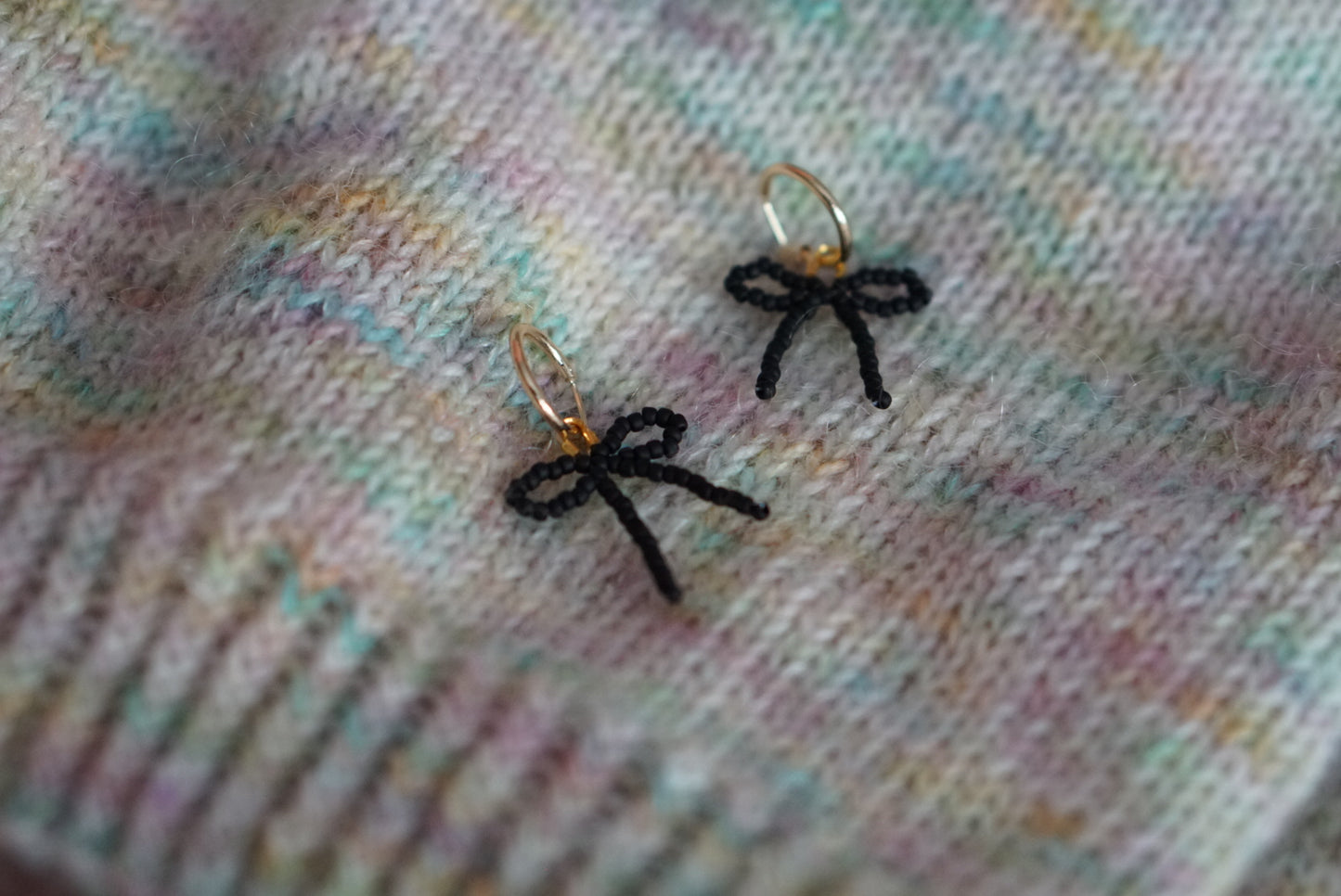 Beaded bow earrings