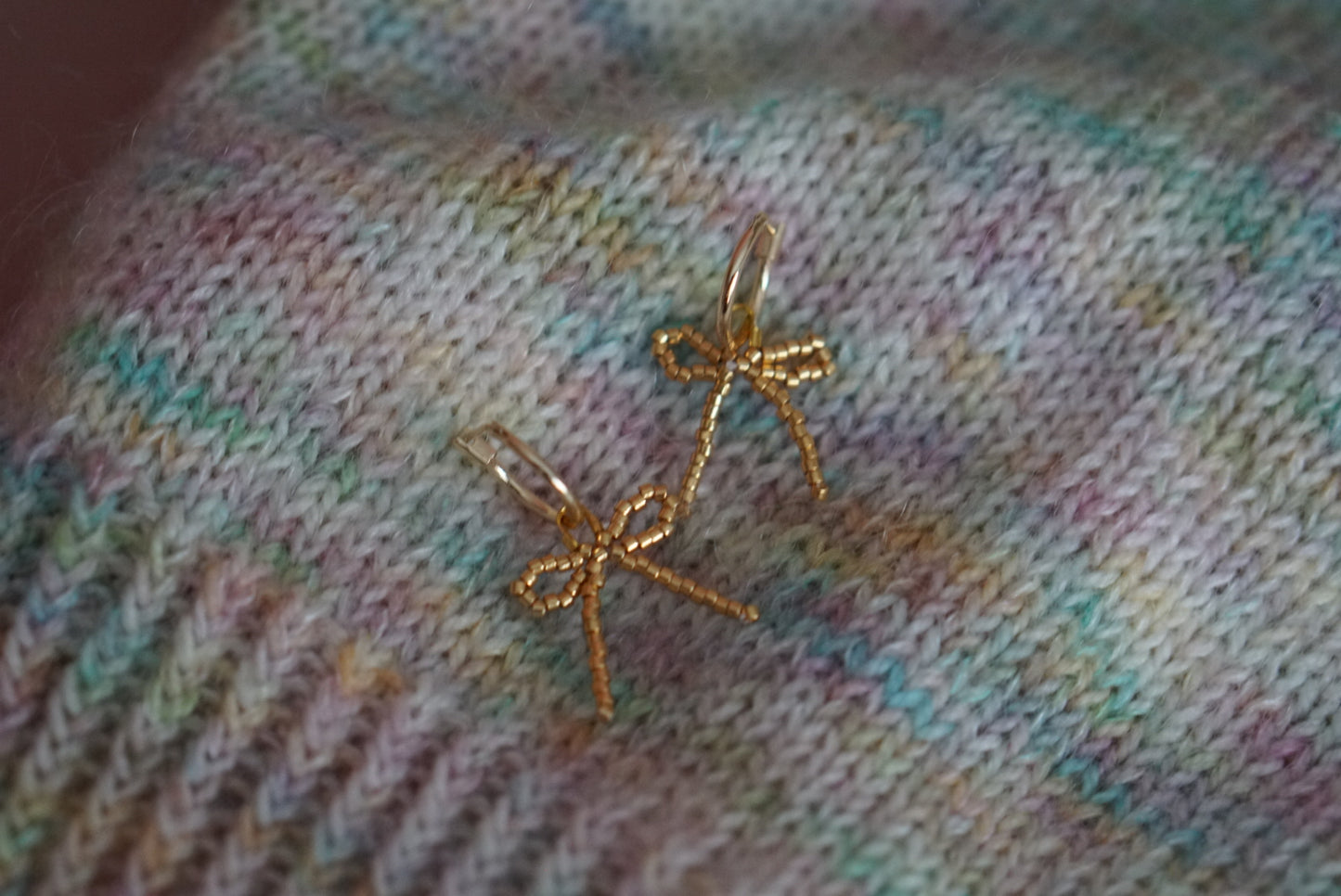 Beaded bow earrings