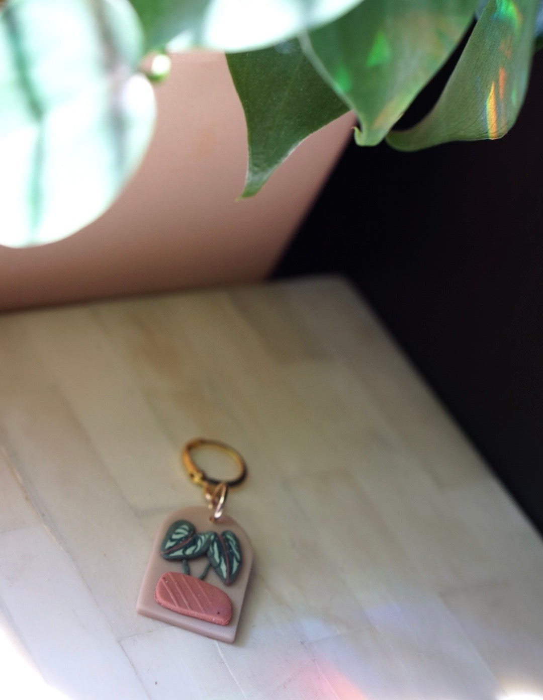 Potted plant stitch marker