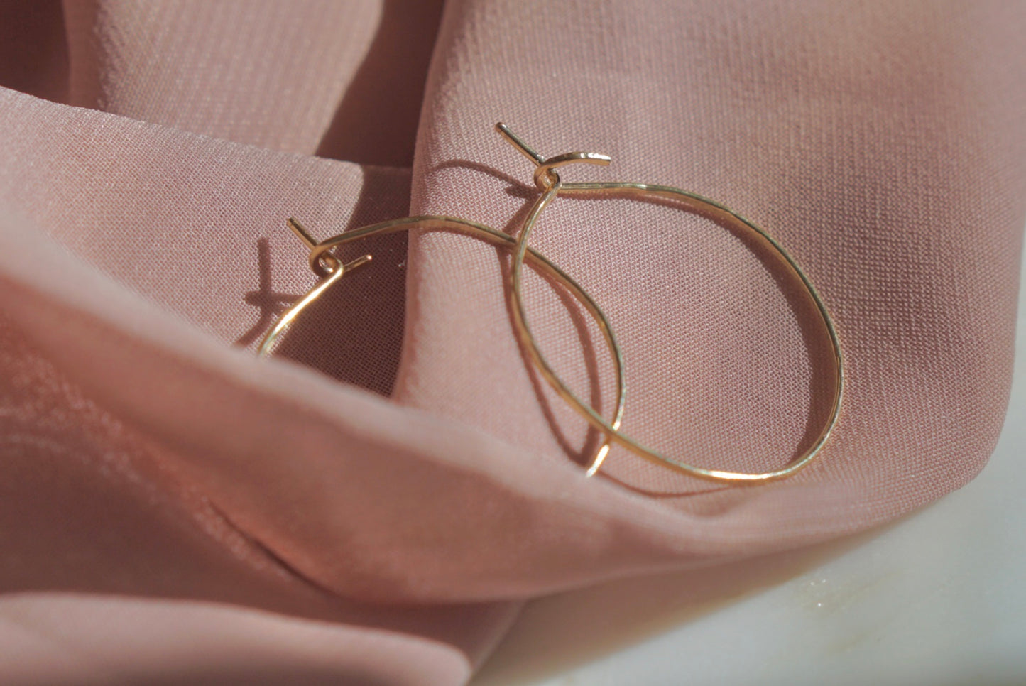 Minimal hoops