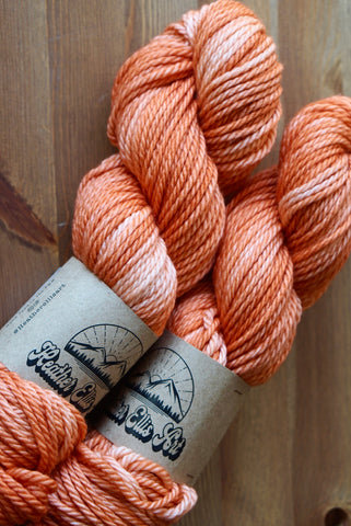 100% superwash merino bulky weight yarn // Pumpkin //