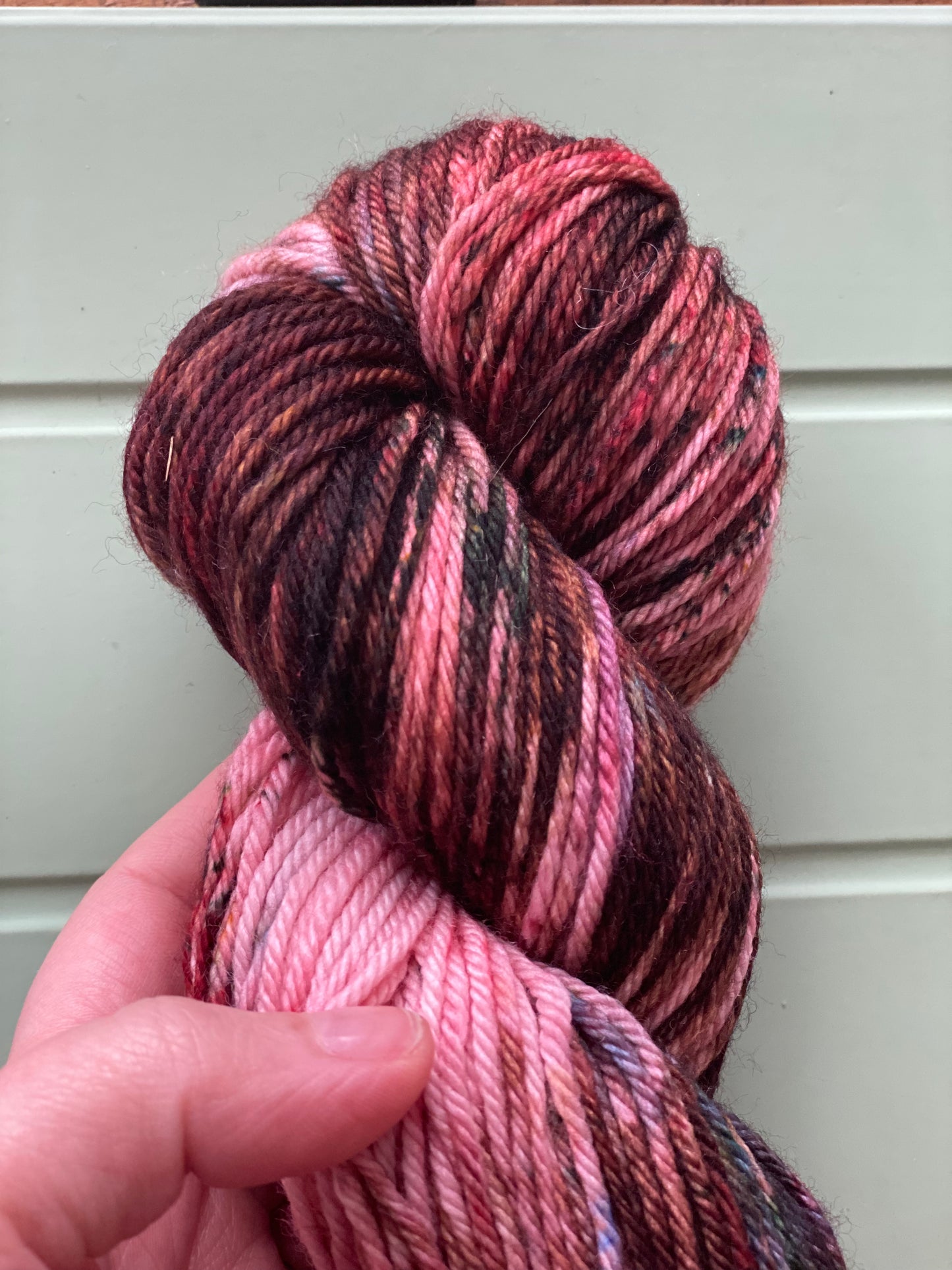 superwash worsted weight yarn // stay awhile//
