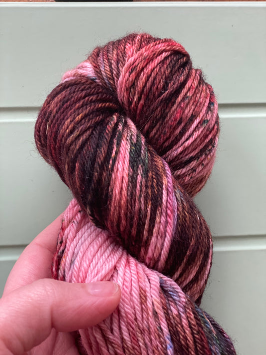 superwash worsted weight yarn // stay awhile//